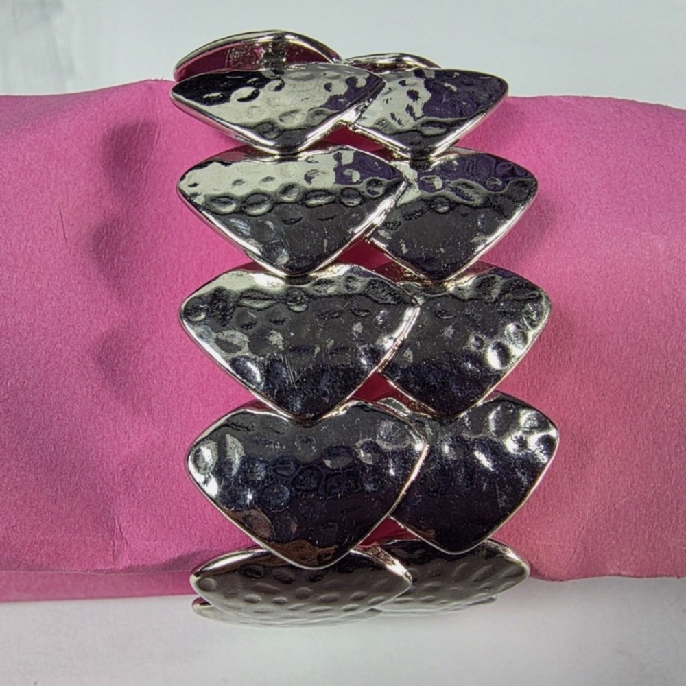 New Directions Hammered Silver Tone Stretch Bracelet